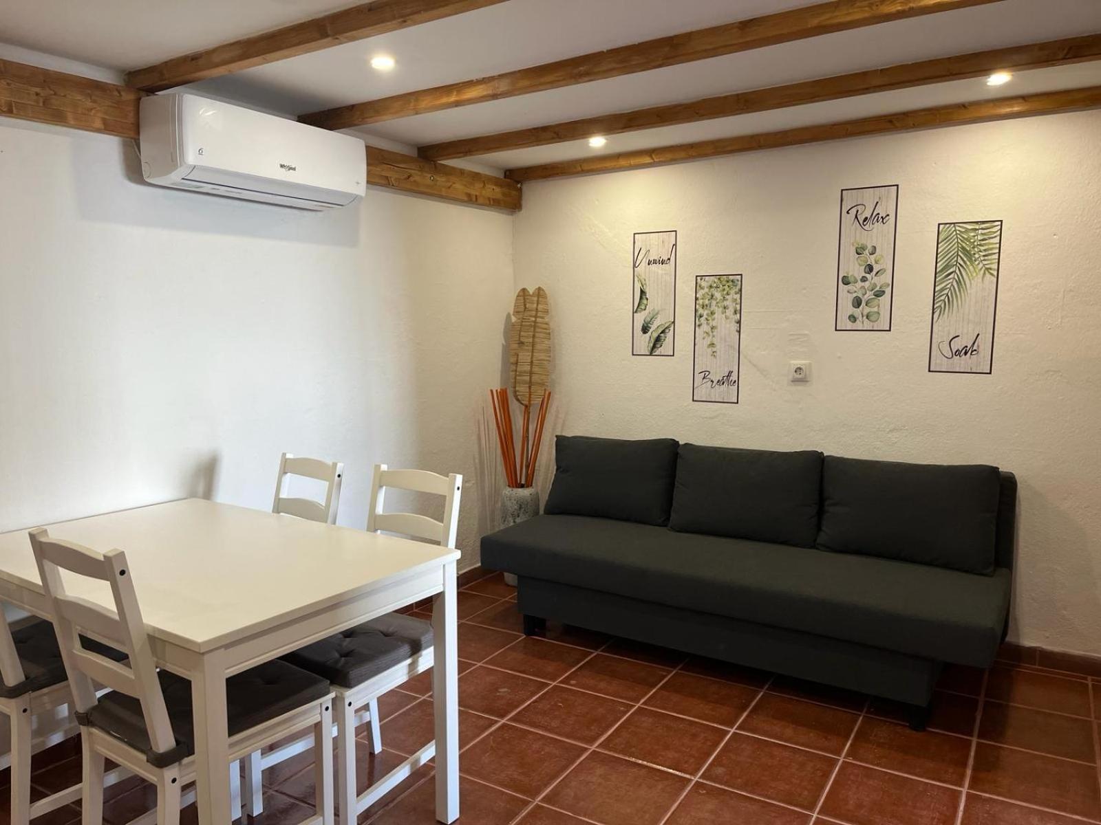 Apartment Almafuerte *